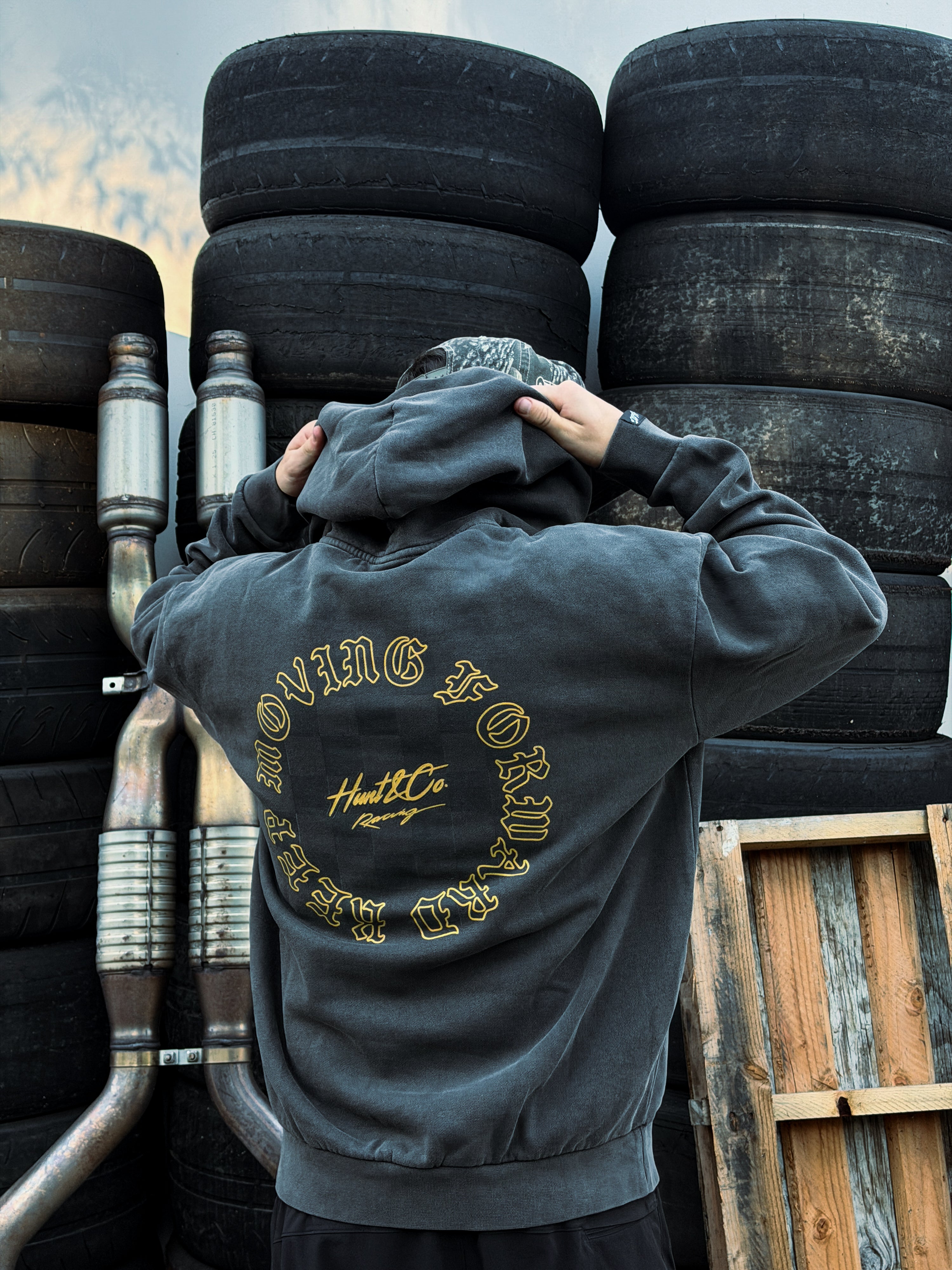 Bold Elegance Sweatshirt - Vintage Black