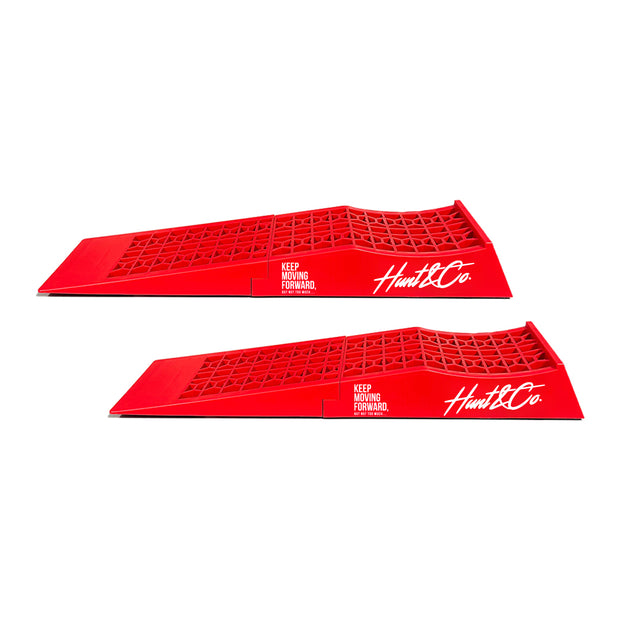 Red Car Ramp thehuntandcompany
